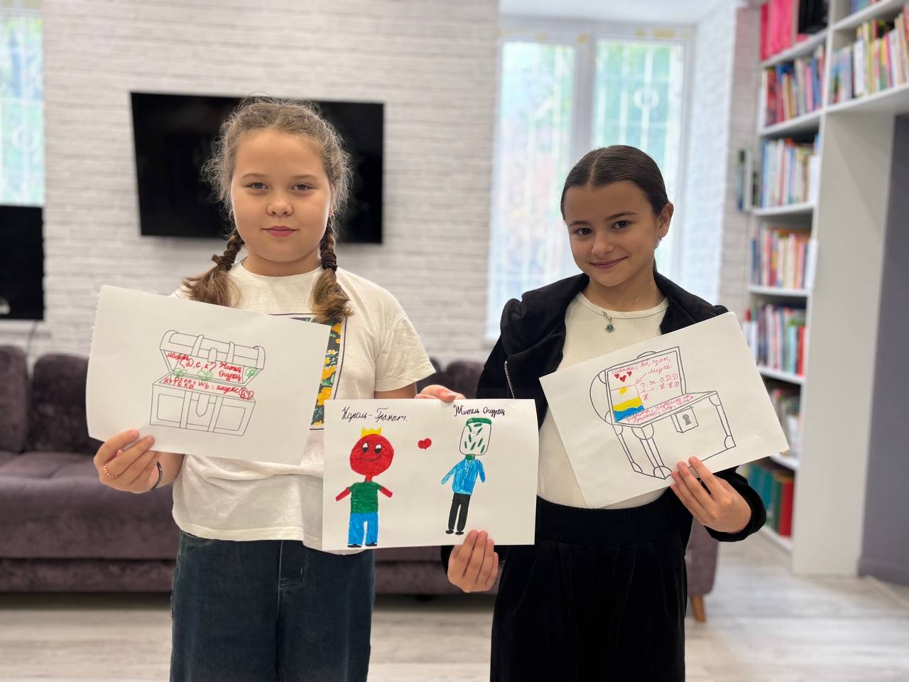 Центр детского чтения библиотеки активно работает с школьниками! Центр детского чтения библиотеки активно работает с школьниками!