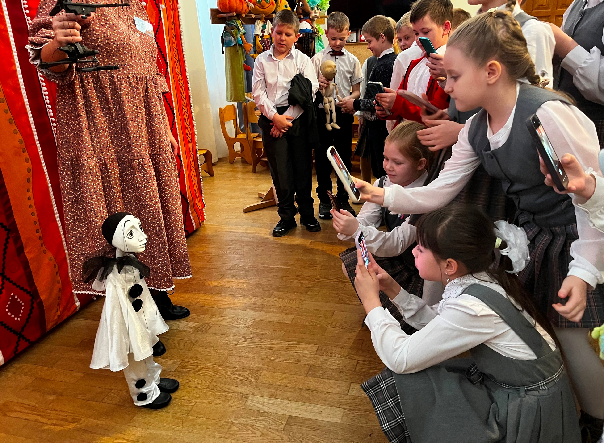 Международный день кукольника